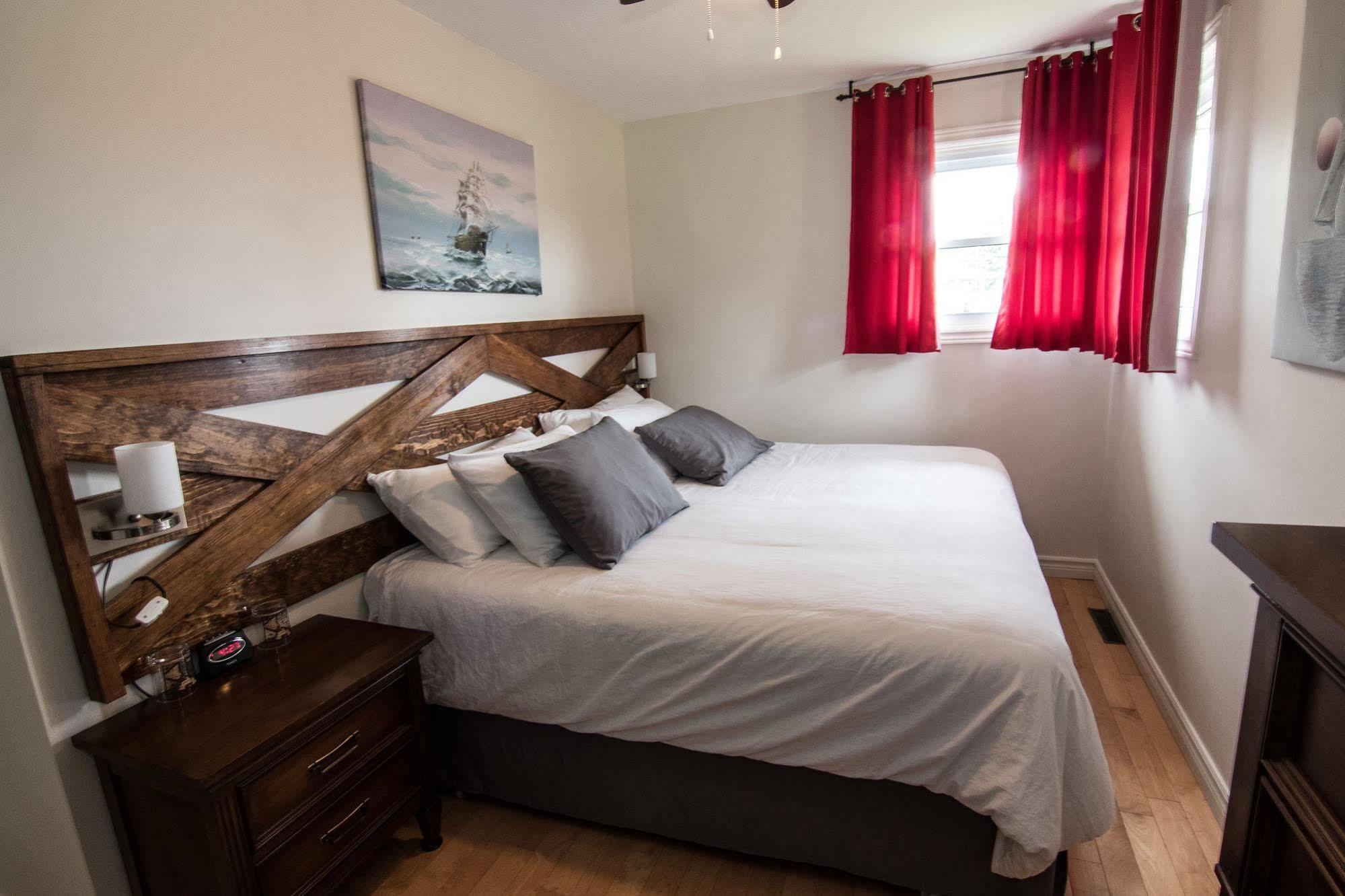 Apartment Anchors Away